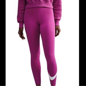 Nike Pink High-Waisted Graphic Leggings